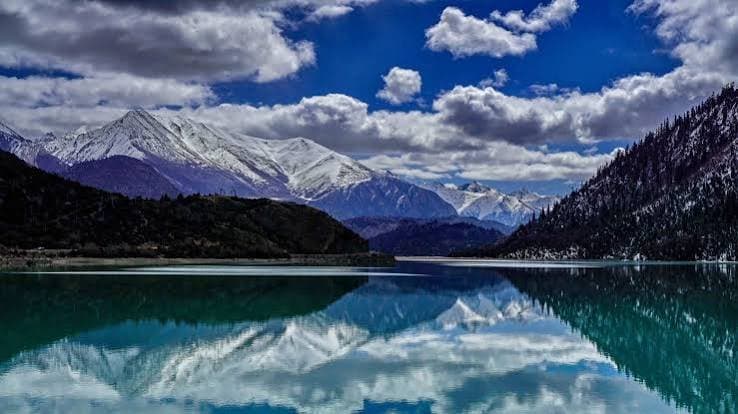 Pomi (Bomi) County, Tibet: Where Ancient Forests Meet Towering Glaciers