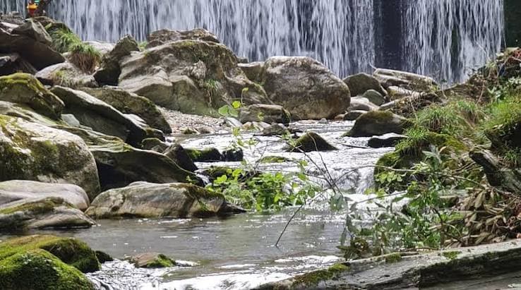 Chhoskhorong Waterfall