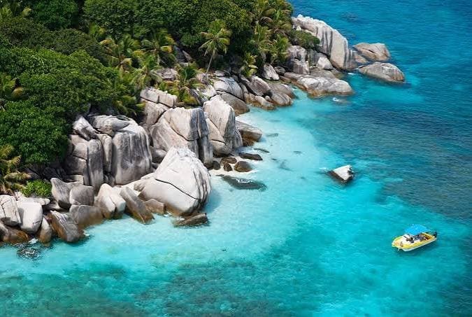 An Honest Guide for Independent Explorers in Seychelles