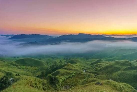 Markham Valley, Meghalaya: A Hidden Viewpoint Where the Hills Meet the Clouds