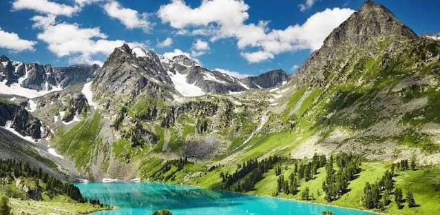 Kazakhstan Lifestyle: Traditions, Modernity, and Everyday Life