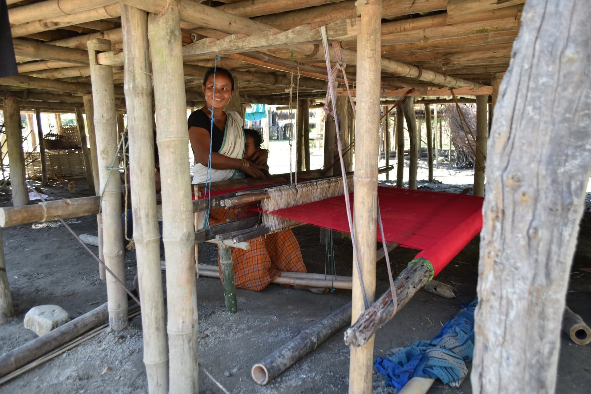 Weaving Identity – The Art of Handloom